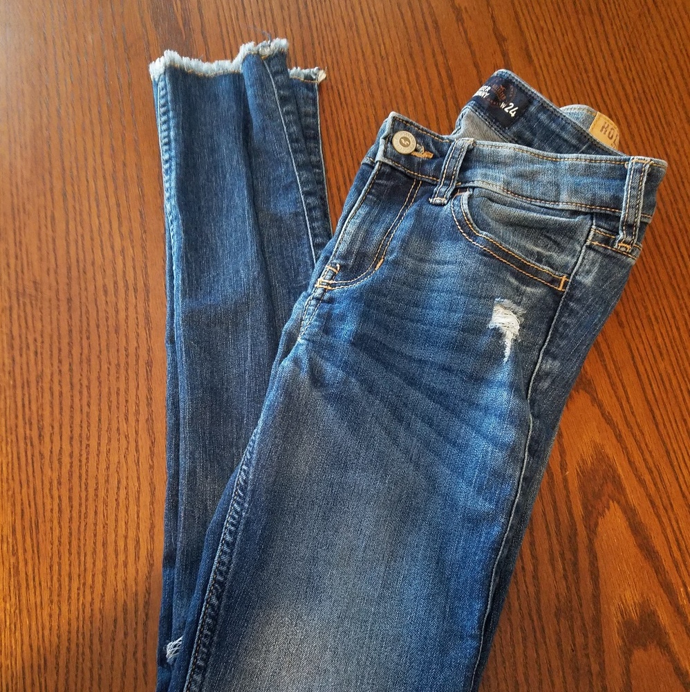 HollisterSuper Skinny 0 Frayed Bottoms
